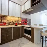 10 шагов до моря - Steps To The Sea